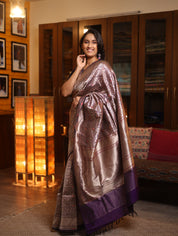 Indivarangi Banarasi Silk Saree - Saavari - SSIBSS24