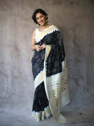 Black Silk Paithani Saree With Bandhani - SRBSPS517