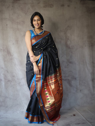 Black Silk Paithani Saree - SRBSPS284