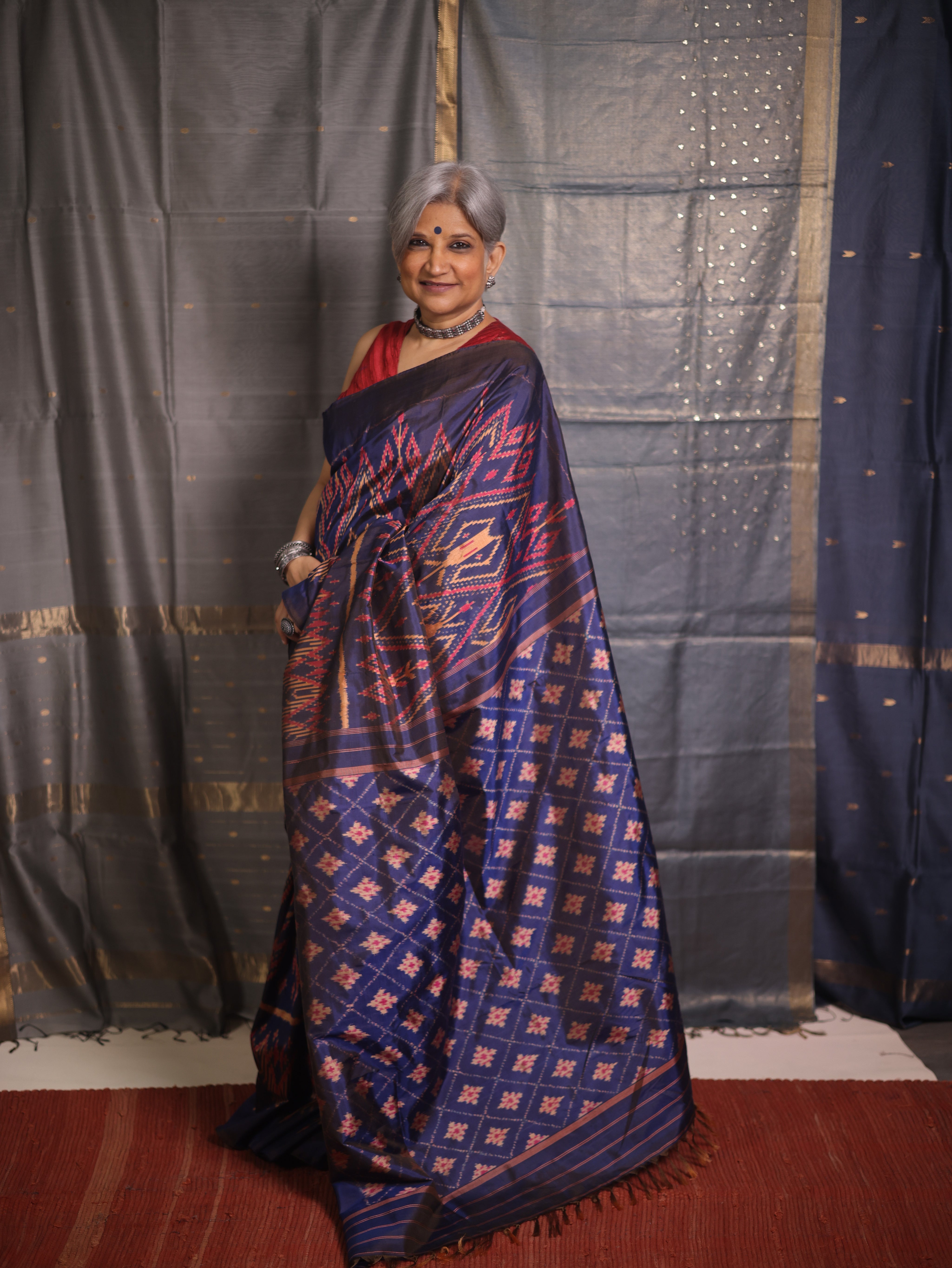 Royal Blue Pochampalli Silk Ikat Saree - SRRBPSIS294