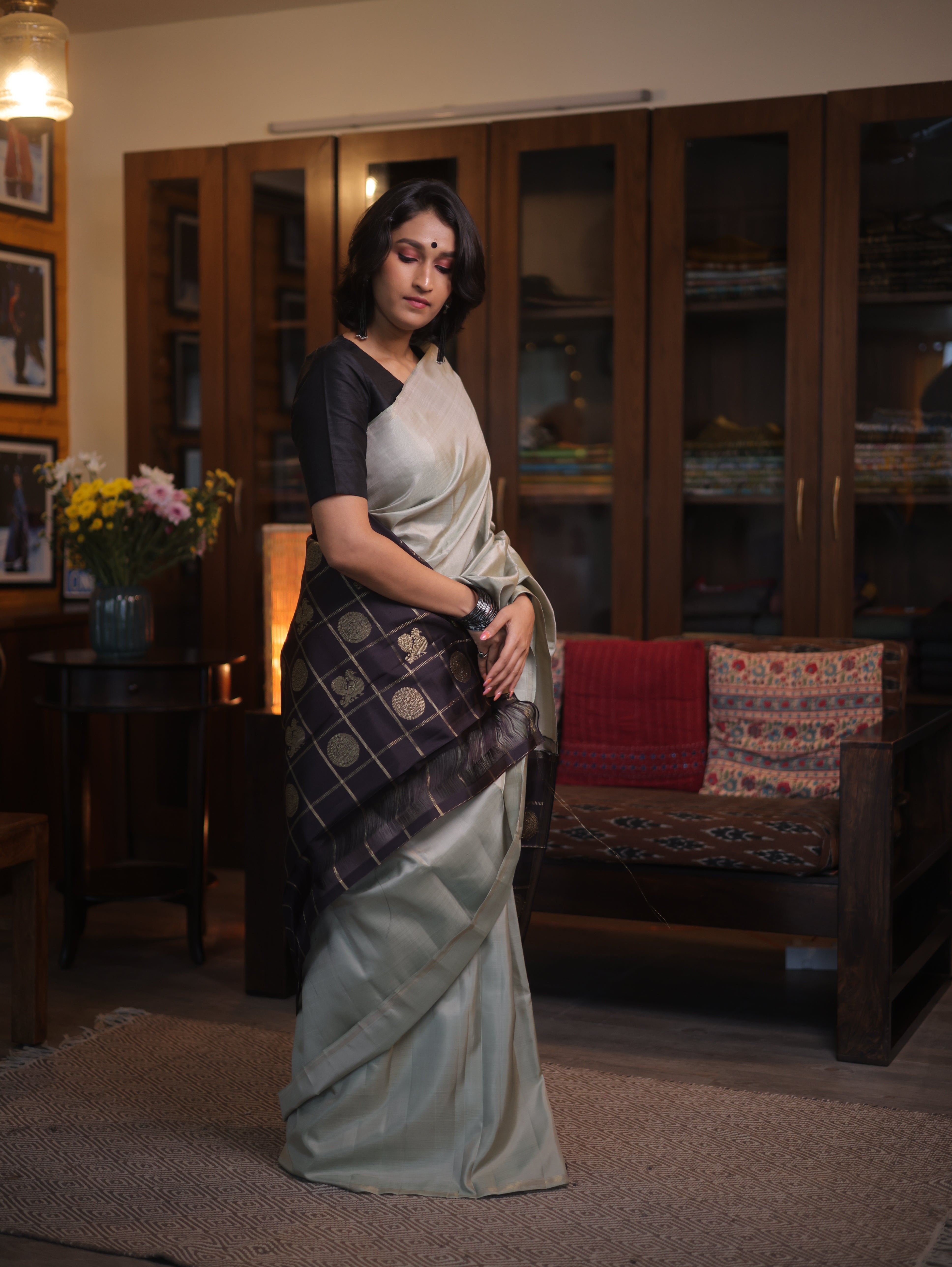 Nishvila Kanjeevaram Silk Saree - Saavari - SSNKSS16