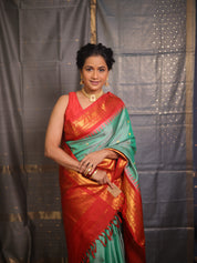 Two Tone Green Gadwal Silk Saree - SRTTGGSS541