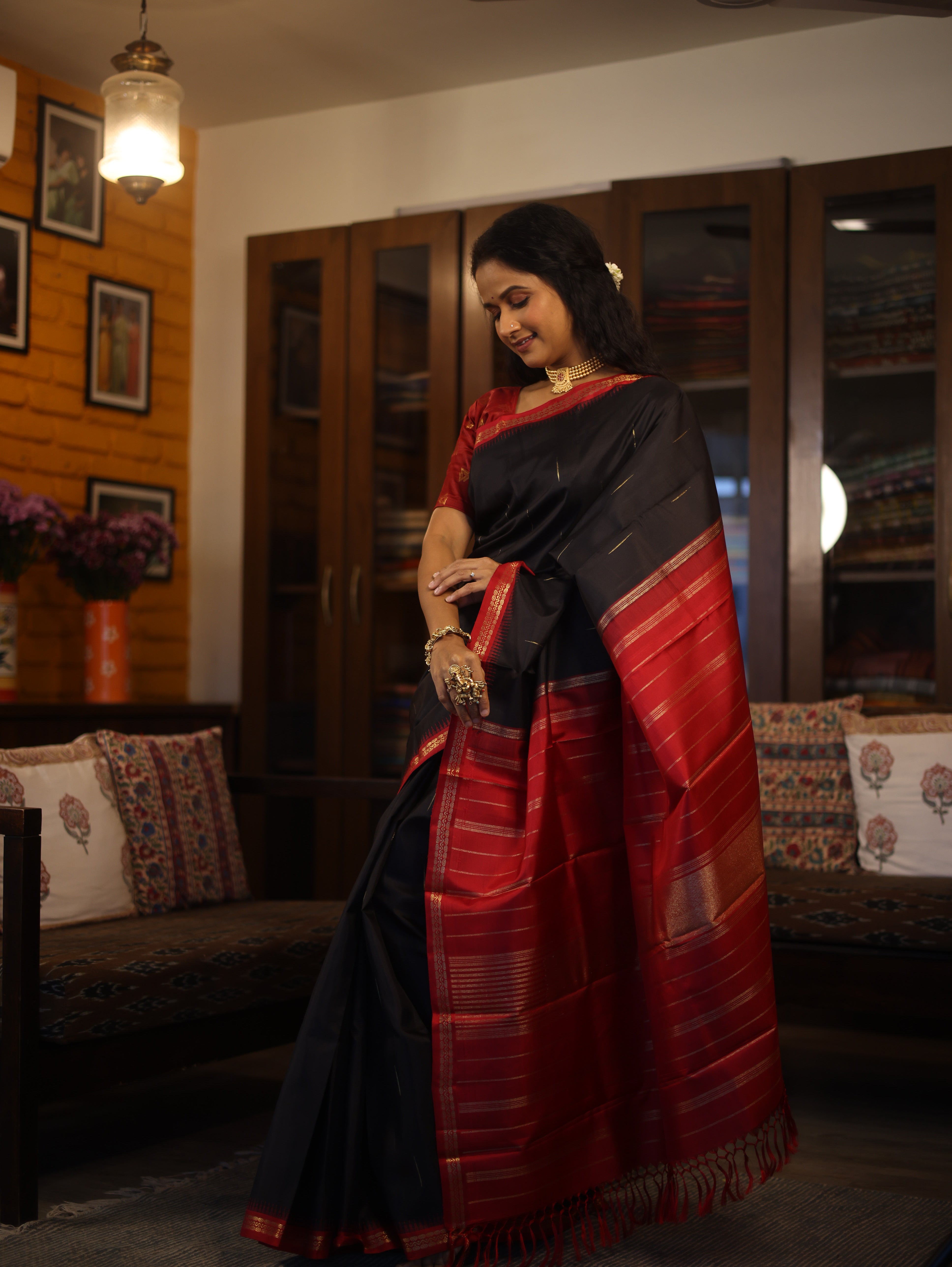 Black Kanjeevaram Silk Saree-SRBKSS252