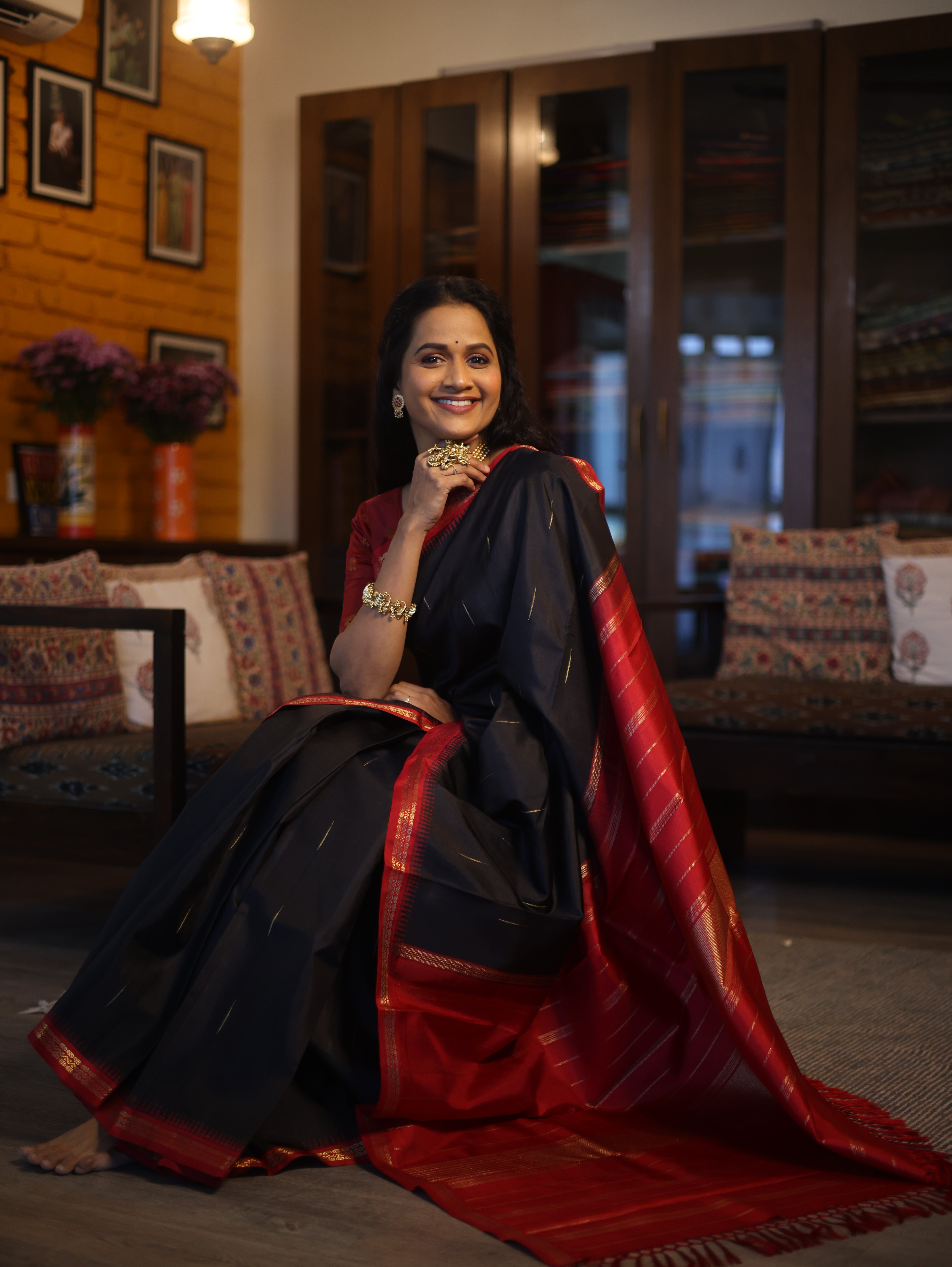 Black Kanjeevaram Silk Saree-SRBKSS252