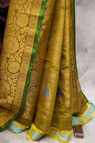 Wine  Gadwal Silk Saree - SRWGSS401