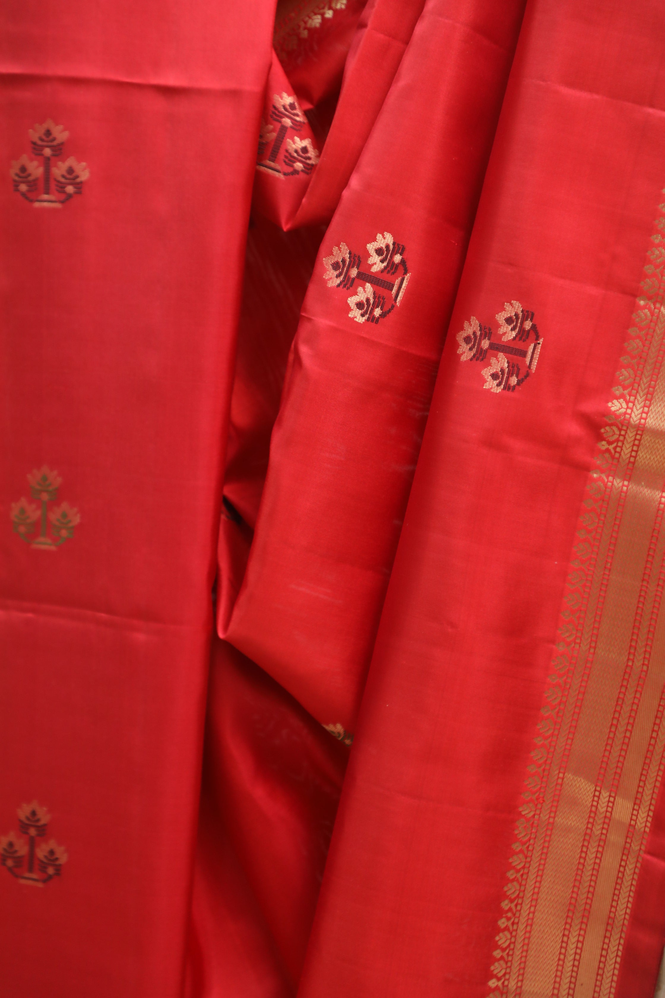 Red Soft Silk Saree - SRRSSS263