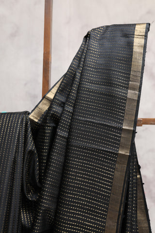 Black Raw Silk Saree - SRBRSS375