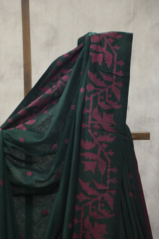 Dark Green Mul Cotton Jamdani Saree - SRDGMCJS156