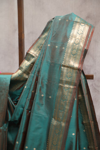 Two Tone Green Banarasi Silk Saree-SRTTGBSS482