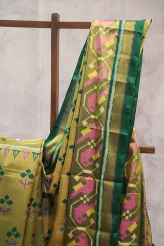 Beige Rajkot Patola Silk Saree - SRBRPSS247