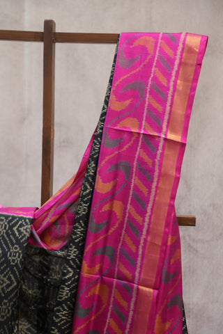 Black Rajkot Patola Silk Saree - SRBRPSS263