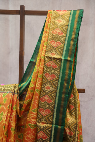 Two Tone Yellow Rajkot Patola Silk Saree - SRTTYRPSS257