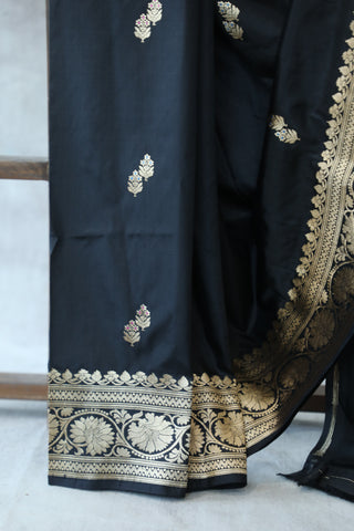 Black Banarasi Silk Saree-SRBBSS501