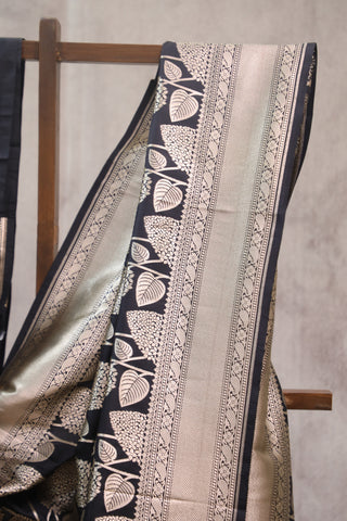 Black Katan Banarasi Silk Saree-SRBKBSS427