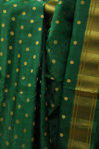 Green Gadwal Silk Saree - SRGGSS394