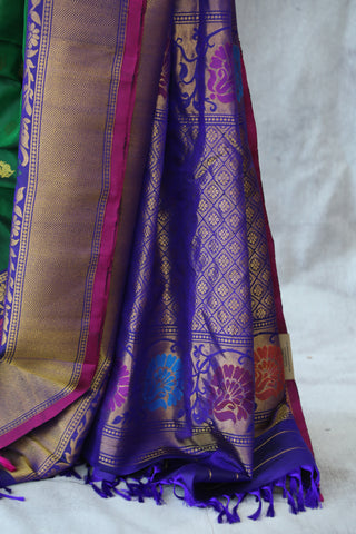 Green Gadwal Silk Saree - SRGGSS424