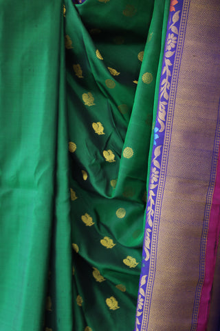 Green Gadwal Silk Saree - SRGGSS424