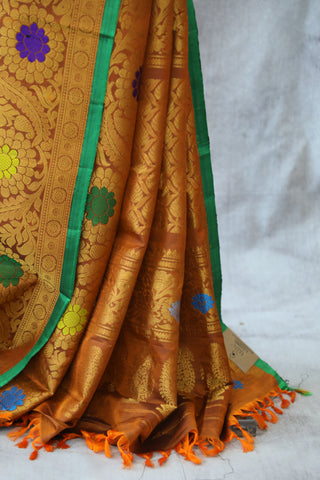 Bottle Green Gadwal Silk Saree - SRBGGSS426