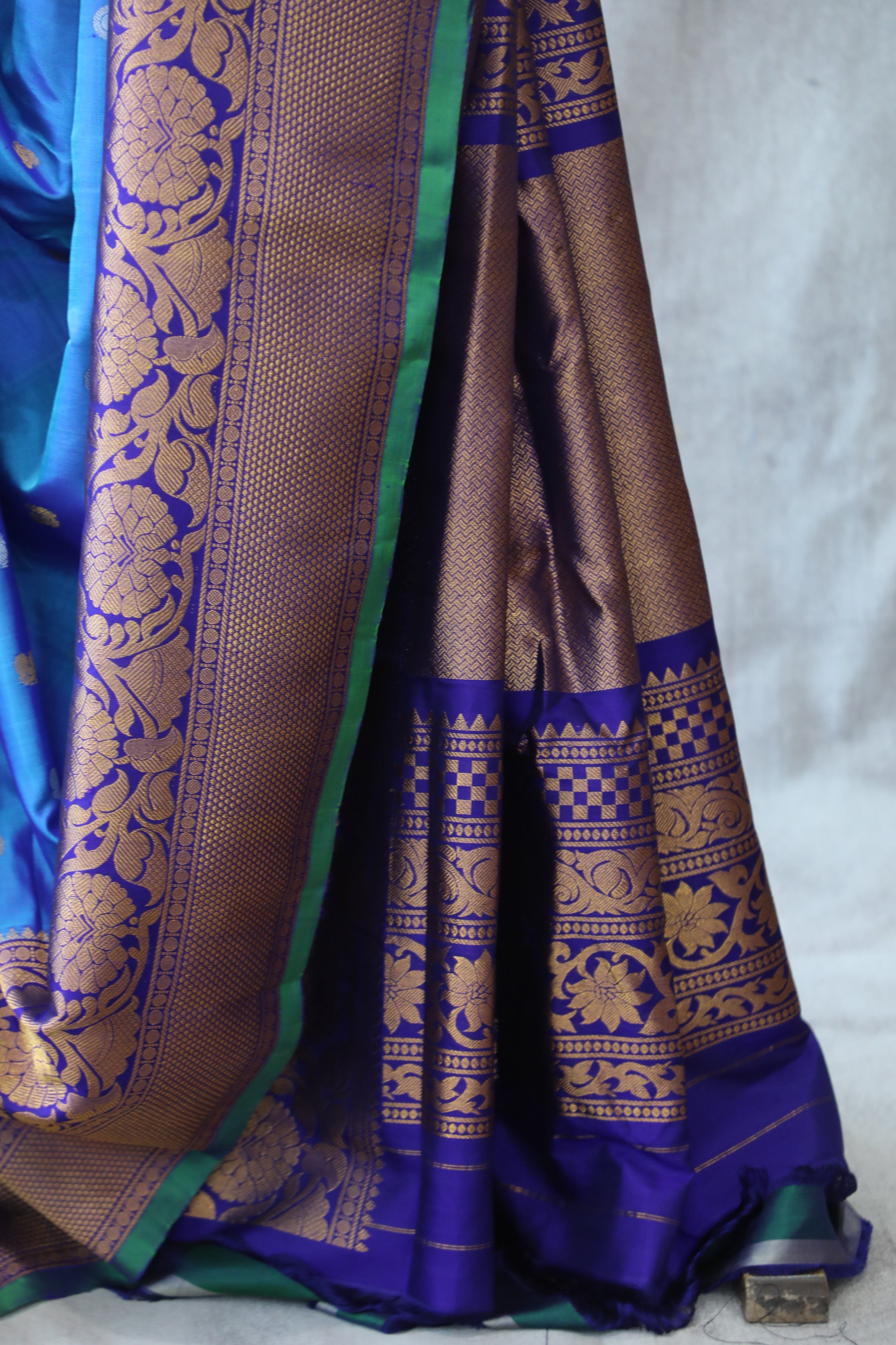 Sky Blue Gadwal Silk Saree - SRSBGSS418