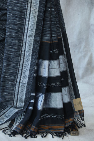 Black-White Cotton Ilkal Saree -SRBWCIS402