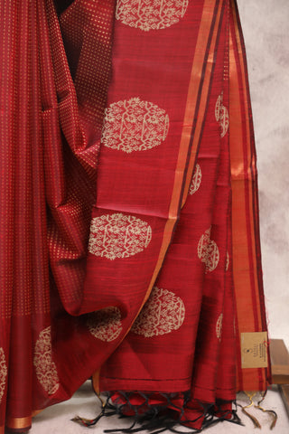 Red Raw Silk Saree - SRRSS448