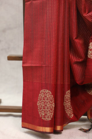 Red Raw Silk Saree - SRRSS448