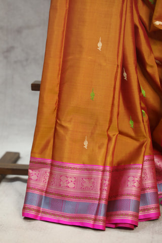 Two Tone Orange Kanjeevaram Silk Saree - SRBOKSS566