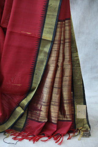 Red Raw Silk Saree - SRRRSS347