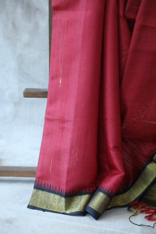 Red Raw Silk Saree - SRRRSS347