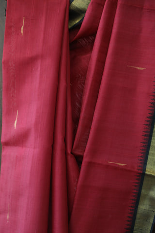 Red Raw Silk Saree - SRRRSS347