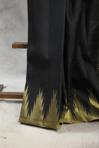 Black Kanjeevaram Silk Saree - SRBKSS510