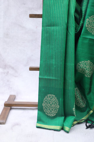 Green Raw Silk Saree - SRGRSS620