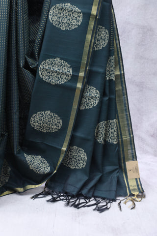 Dark Green Raw Silk Saree - SRWRSS616