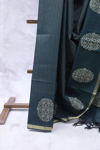 Dark Green Raw Silk Saree - SRWRSS616