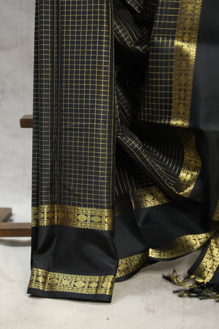 Black Kanjeevaram Silk Saree - SRBKSS529