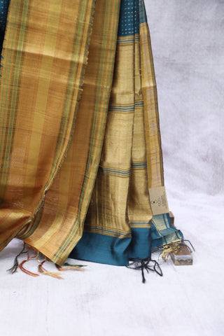 Dark Green Raw Silk Saree - SRDGRSS635