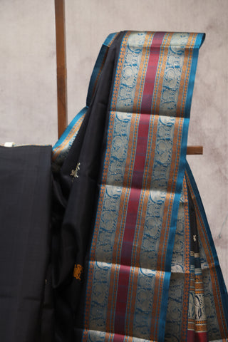 Black Kanjeevaram Silk Saree-SRBKSS501