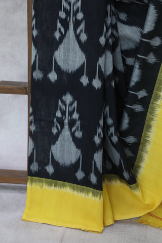 Black Pochampalli Cotton Ikat Saree - SRBPCIS231