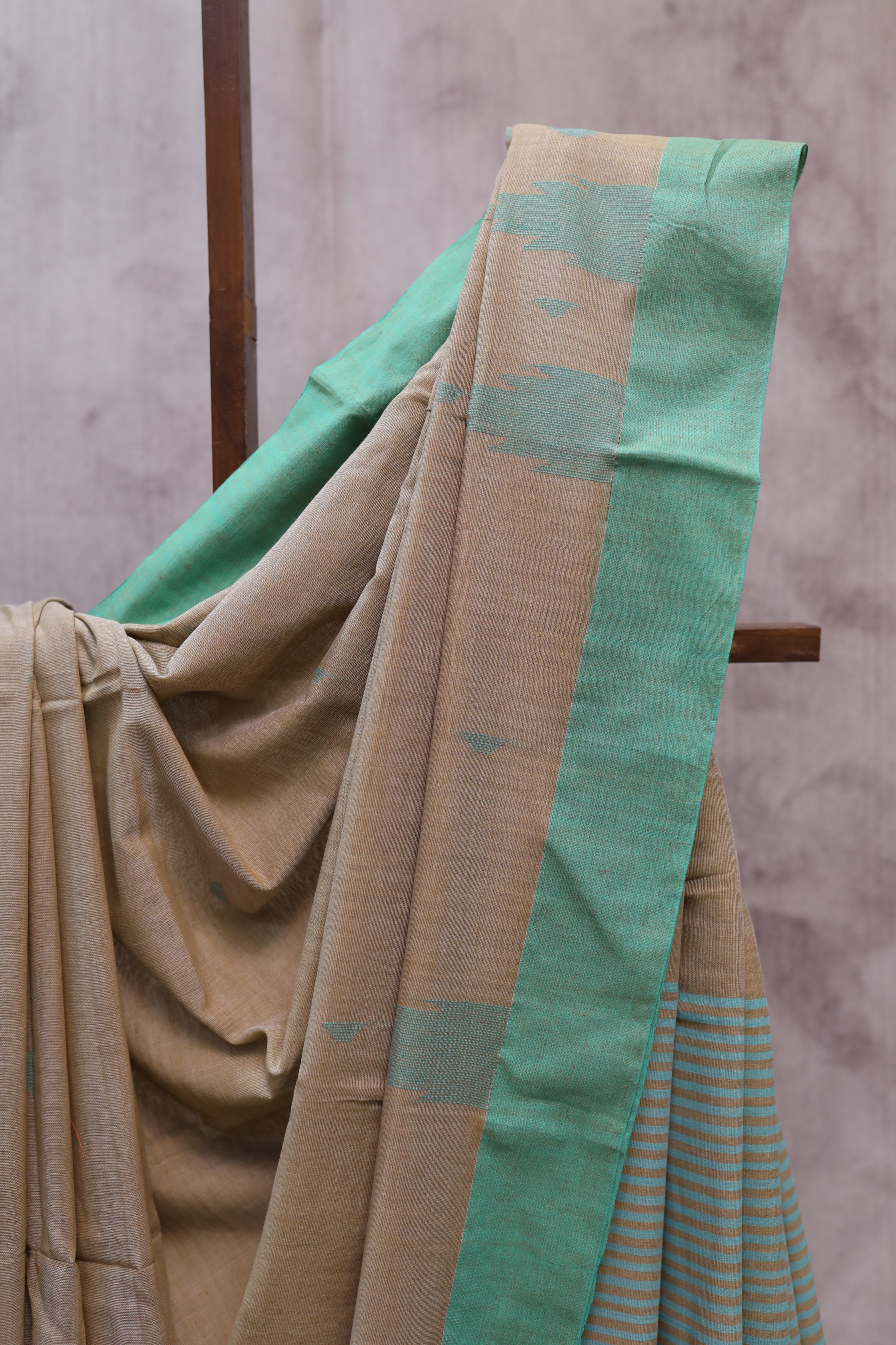 Pastel Brown Cotton Star Jamdani Saree - SRPBSCJS140