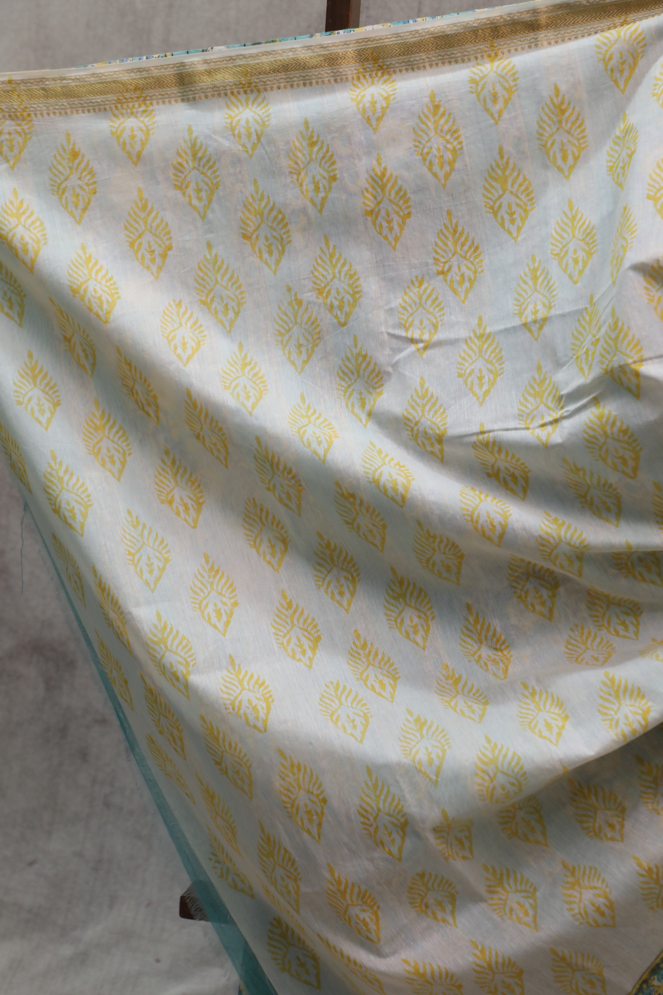 Turquoise HBP Cotton Silk Saree With Maheshwari Border - SRTCSS706