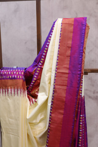 Off-White Pochampalli Silk Ikat Saree-SROWPSIS89