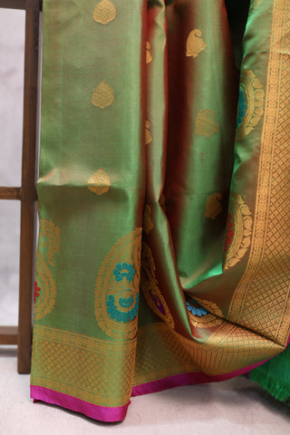 Two Tone Green Gadwal Silk Saree - SRTTGGSS330