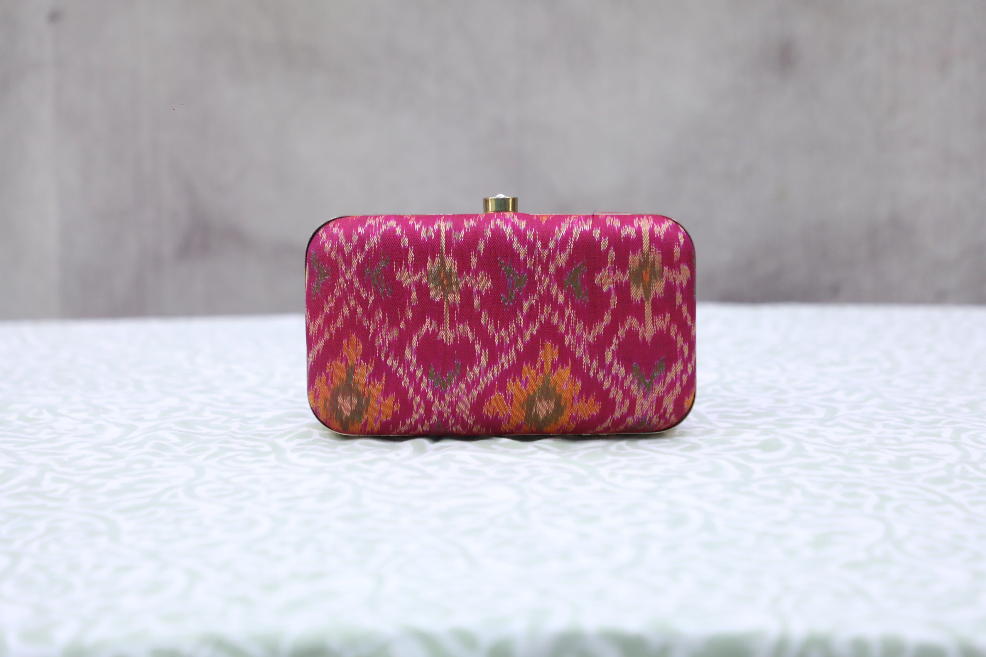 Magenta Patola Clutch- SRMPC28
