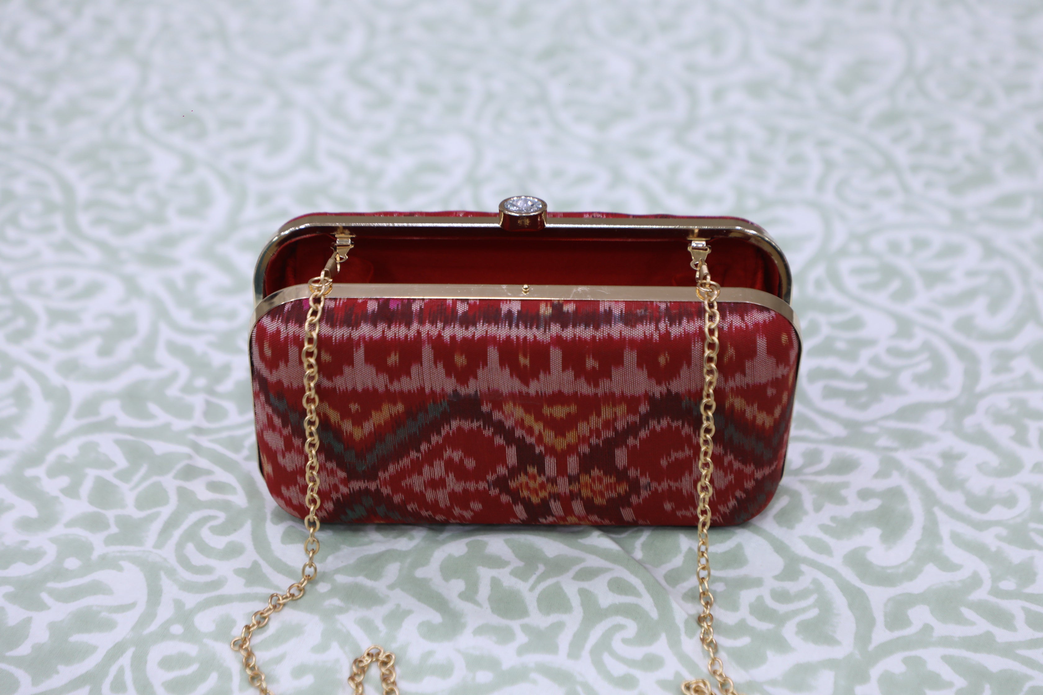 Red Patola Clutch- SRRPC01