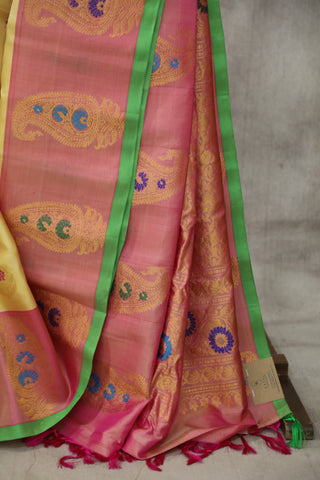 Vanilla Yellow Gadwal Silk Saree - SRVYGSS405