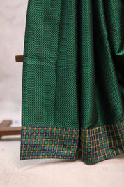 Green Signature Khun Saree