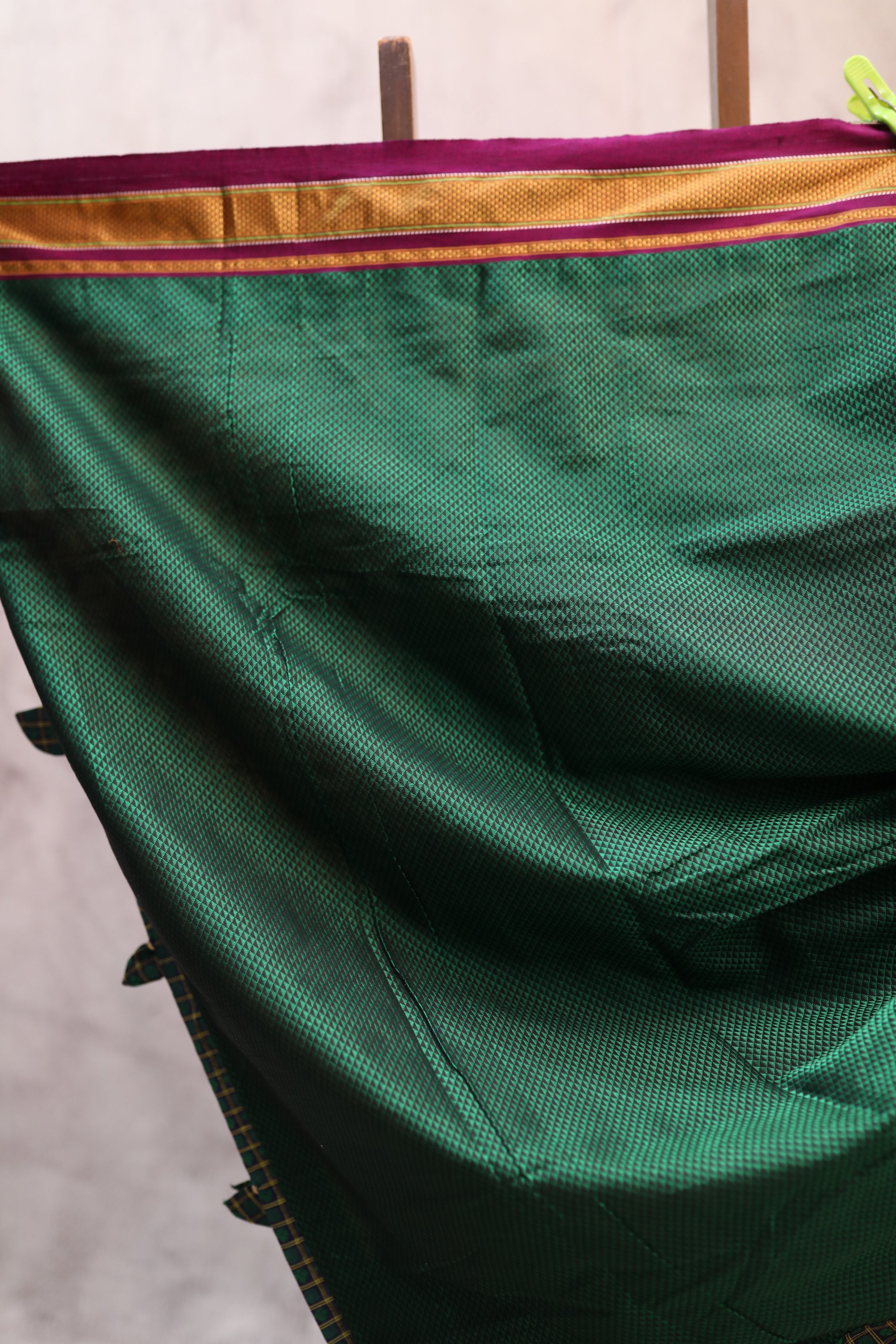 Green Signature Khun Saree