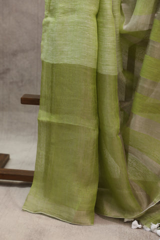 Green Plain Linen Saree With White Tassels-SRGPLS157