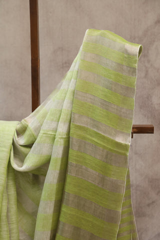 Green Plain Linen Saree With White Tassels-SRGPLS157