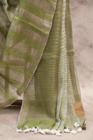 Green Plain Linen Saree With White Tassels-SRGPLS164